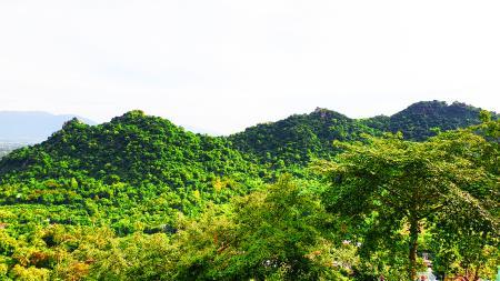 Ngũ Hồ Sơn