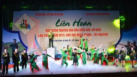 Trò chuyện với ca sĩ "gọi" quốc hồn