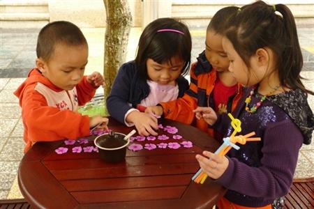 Hành động vì cuộc sống tốt đẹp hơn cho trẻ em