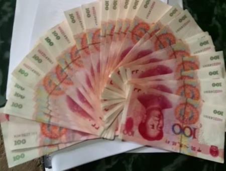 Bắt quả tang đối tượng tàng trữ trên 3.000 NDT giả