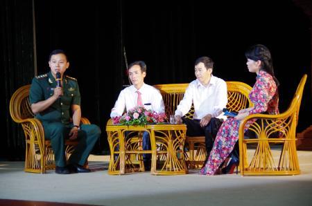 Tôn vinh các tập thể, cá nhân tiêu biểu học tập và làm theo tấm gương đạo đức Hồ Chí Minh