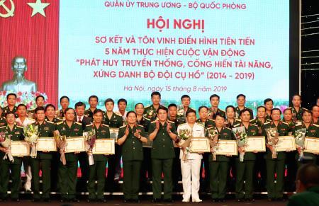 Tôn vinh 84 tập thể, 119 cá nhân điển hình tiên tiến toàn quân