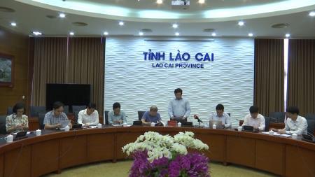 Khoanh vùng 7 điểm liên quan đến 2 du khách người Anh dương tính với Covid-19