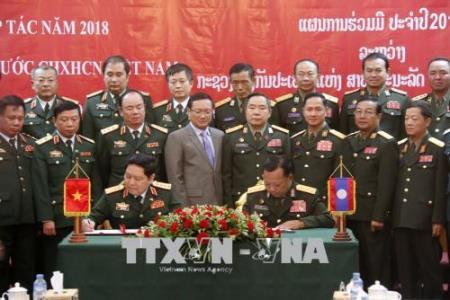 Thúc đẩy quan hệ hợp tác quốc phòng đặc biệt Việt Nam - Lào