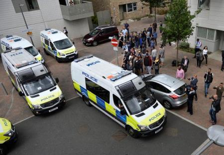 Cảnh sát bắt 12 đối tượng tình nghi trong vụ khủng bố tại London