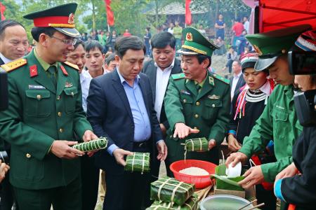 Chính thức khai mạc Ngày hội “Xuân Biên phòng ấm lòng dân bản”