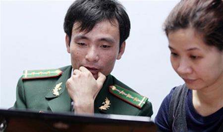 Đại úy Đặng Quốc Khánh - gương mặt trẻ tiêu biểu 2013