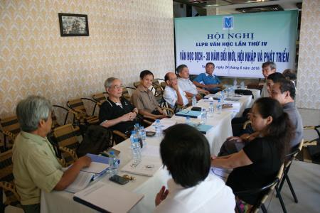 Văn học Việt Nam đạt được những thành tựu quan trọng trong 30 năm đổi mới
