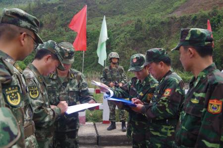 BĐBP Lai Châu và Chi đội Công an Biên phòng Châu Hồng Hà tuần tra liên hợp