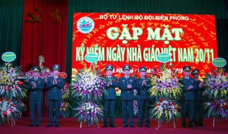 Gặp mặt kỷ niệm Ngày Nhà giáo Việt Nam