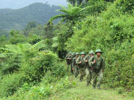 Tình quân dân nơi “cổng trời”