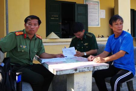Quảng Ngãi: Bàn giao vụ án mua bán, vận chuyển, tàng trữ trên nửa tấn thuốc nổ