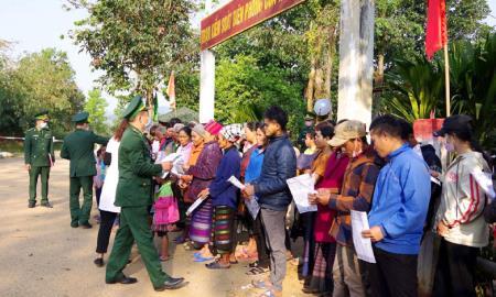 Chung tay cùng đồng bào dân tộc vượt qua dịch bệnh