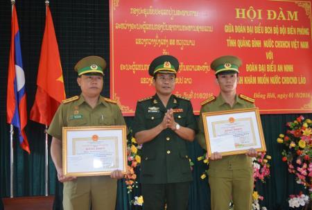Hội đàm giữa Bộ Chỉ huy BĐBP Quảng Bình và Sở An ninh tỉnh Khăm Muộn, Lào