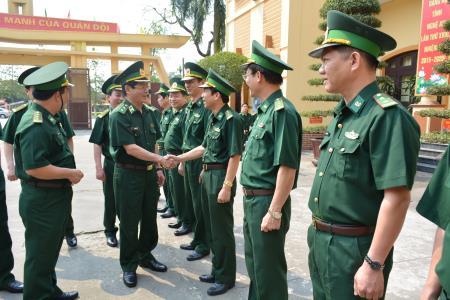 Trung tướng Phạm Huy Tập làm việc với BĐBP tỉnh Nghệ An