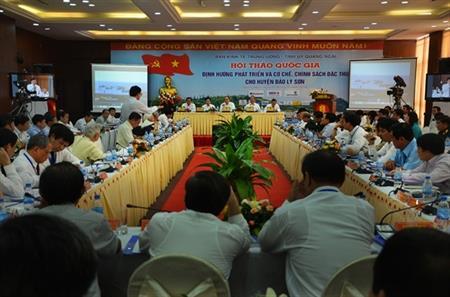 14 ý kiến, 22 tham luận định hướng phát triển huyện đảo Lý Sơn