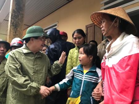 Thủ tướng chỉ đạo khắc phục hậu quả bão số 12, ứng phó khẩn cấp mưa lũ