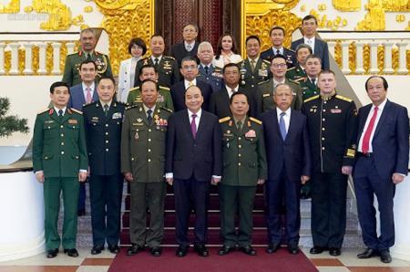 Thủ tướng Nguyễn Xuân Phúc tiếp lãnh đạo Quân đội các nước tham dự Lễ kỷ niệm Ngày Thành lập QĐND Việt Nam và Ngày hội Quốc phòng toàn dân