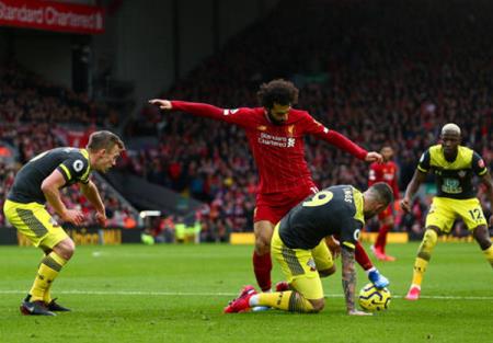 Liverpool đại thắng, Man United nhạt nhòa trong ngày ra mắt "bom tấn"