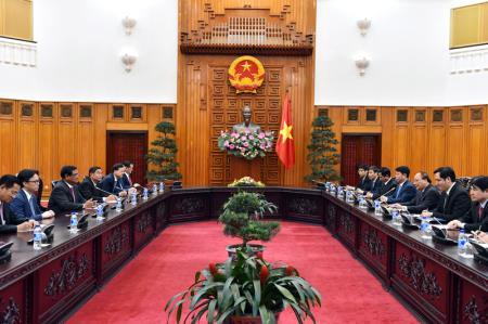 Phối hợp bảo đảm giữ gìn tuyến biên giới hòa bình, an ninh, hữu nghị và hợp tác