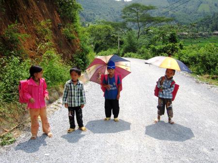 Con đường đưa no ấm về bản
