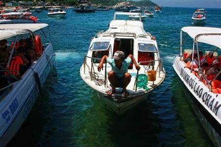 Chờ điện vượt sóng