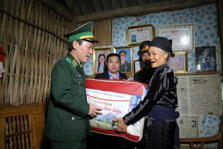 Xây dựng, bồi đắp ý chí bảo vệ chủ quyền lên tầm cao mới