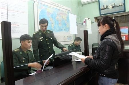 Đẩy mạnh ứng dụng công nghệ thông tin trong kiểm soát xuất nhập cảnh