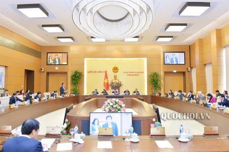 Biên soạn sách giáo khoa cần quy tụ đội ngũ có năng lực và kinh nghiệm