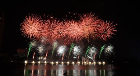 Mãn nhãn đêm khai mạc Lễ hội pháo hoa quốc tế Đà Nẵng 2017