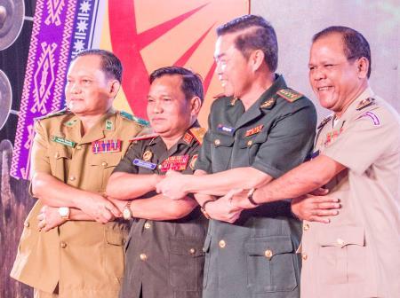 Những chia sẻ thắm tình đoàn kết, hữu nghị