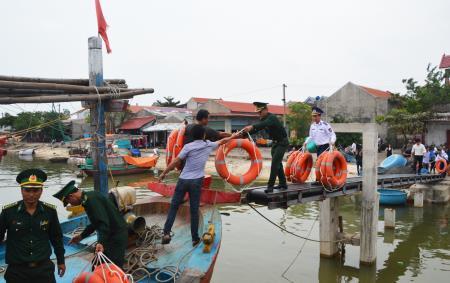 Chung tay gỡ bỏ “thẻ vàng” thủy sản