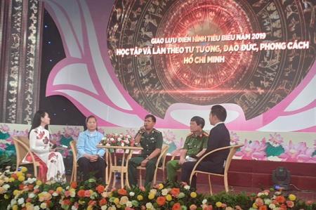 Trung úy A Hí - Mỗi ngày làm một việc tốt