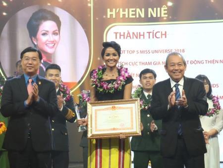 Tôn vinh những hạt nhân ưu tú nhất của thế hệ trẻ Việt Nam