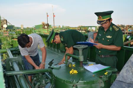 Kiềm chế buôn lậu trên vùng biển Bà Rịa-Vũng Tàu