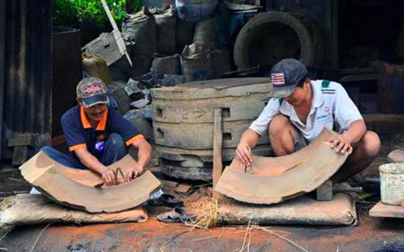 "Giữ lửa" cho làng nghề 400 tuổi