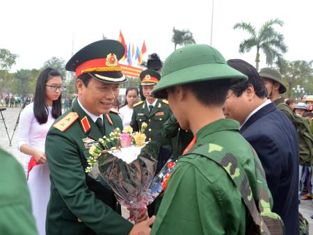 Thanh niên các địa phương nô nức tòng quân năm 2016