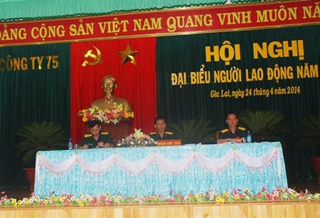 Vượt khó khăn, ổn định sản xuất và xây dựng đơn vị