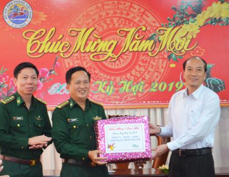 Lãnh đạo tỉnh Đắk Lắk thăm, chúc Tết các đơn vị BĐBP