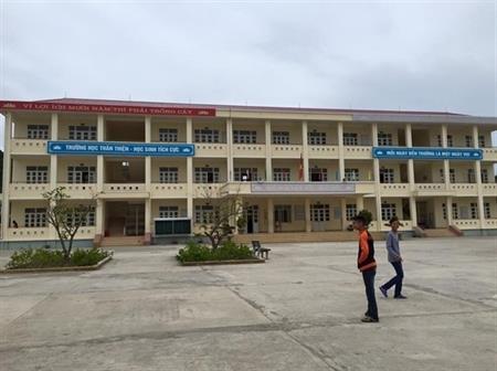 "Gieo mầm xanh" trên đảo xa