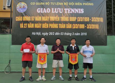 Giao lưu tennis khối cơ quan Bộ Tư lệnh BĐBP