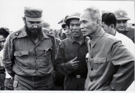 Fidel Castro - Vị Lãnh tụ huyền thoại