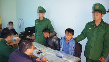 Bị bắt khi đang vận chuyển 120 nghìn viên ma túy tổng hợp