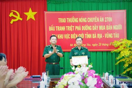 Thưởng nóng về thành tích đấu tranh phòng chống mua bán người