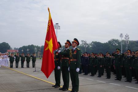 450 đại biểu thanh niên Quân đội báo công dâng Bác