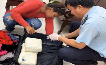 Bắt đối tượng vận chuyển 5kg ma túy từ Campuchia về Việt Nam