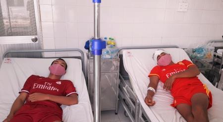 Cứu nạn 3 thuyền viên người Indonesia trên vùng biển Sóc Trăng