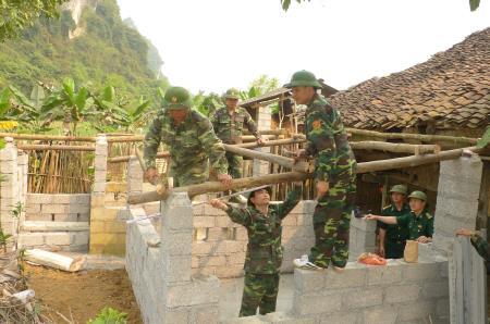 Quân - dân đoàn kết xây dựng biên cương vững mạnh