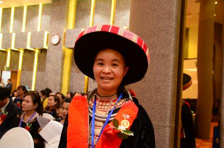 Nữ bí thư gỡ bỏ “rào cản” cho phụ nữ người Dao