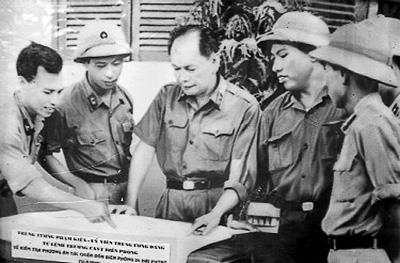 Tư lệnh "thép"